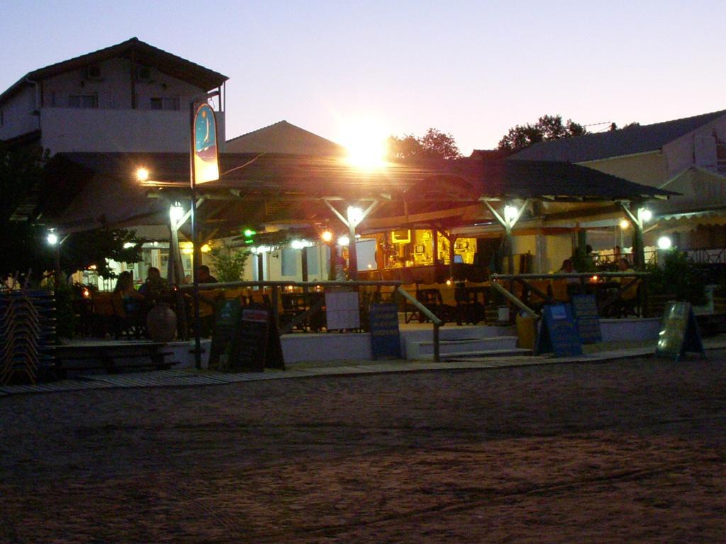 Likourgos Beach Kávos Exteriör bild